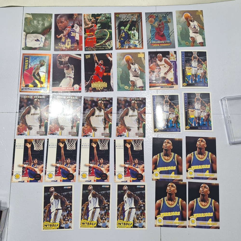Lot of 29 CHRIS WEBBER Basketball Cards HOF  90s